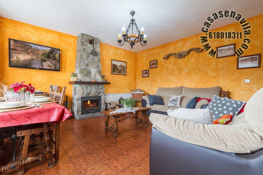 La Pasailla De Gredos Guest House Navacepeda de Tormes Екстериор снимка